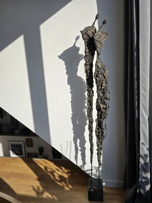 mloda-sztuka-Wysokie-rzezby-z-metalu-nowoczesna-rzezba-na-sprzedaz-180-cm