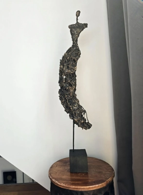 mloda-sztuka-rzezby-na-sprzedaz-Pracownia-artystyczna-galeria-krystyna-siwek