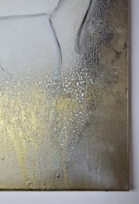 30624.