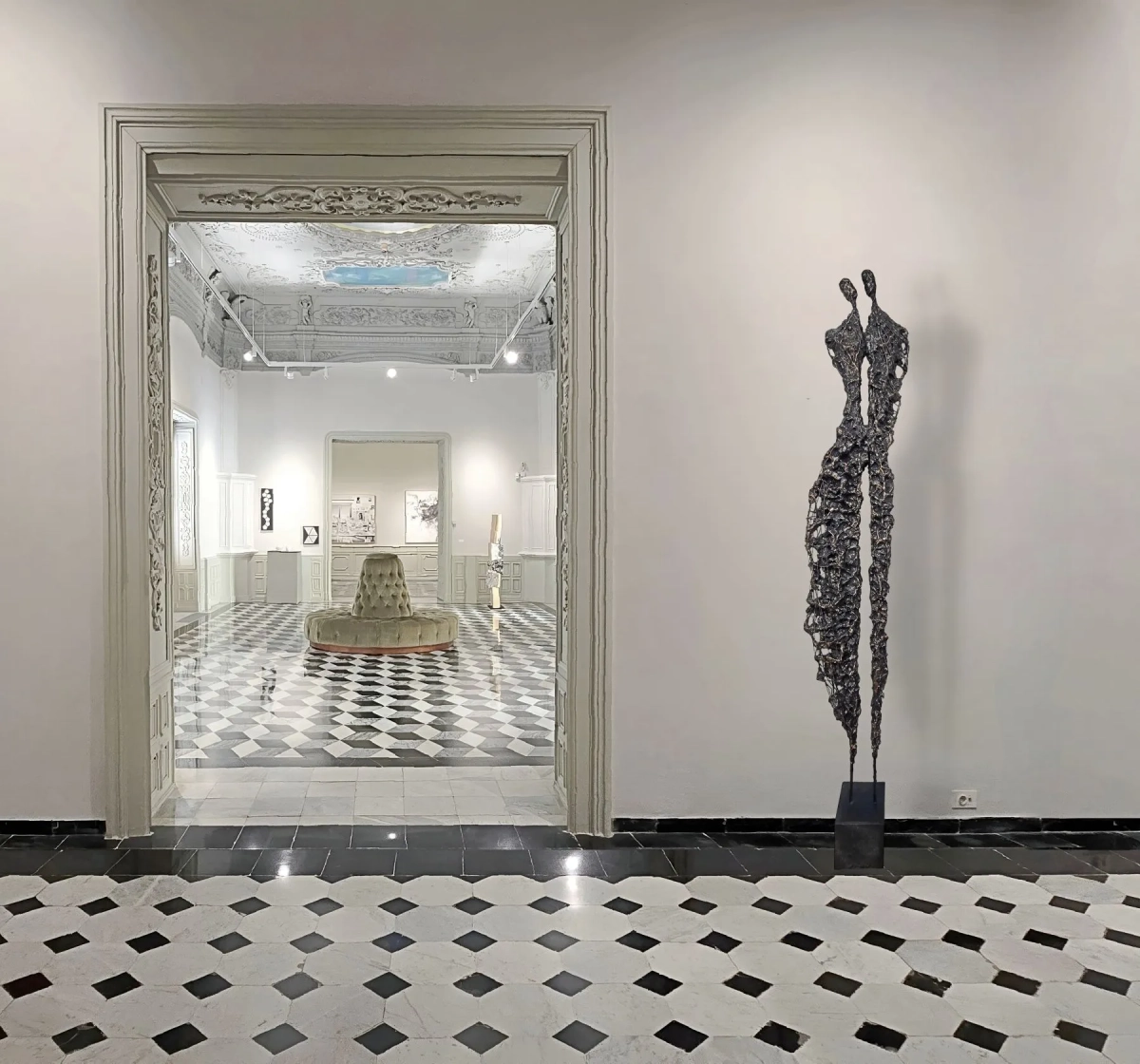 galeria-sztuki-wroclaw-rzezba-nowoczesne-formy-przestrzenne
