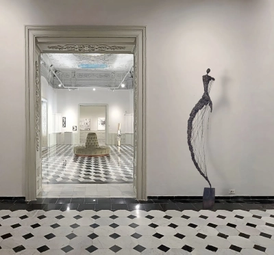 rzezba-galeria-sztuki-duze-formy-oryginalna-rzezba-sprzedaz