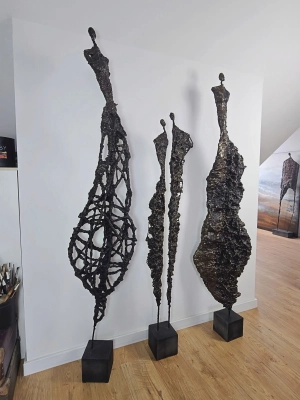 galeria-sztuki-warszawa-rzezba-duze-formy-zlozonosc